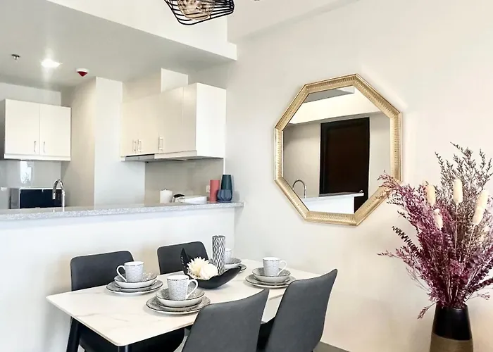 Hotel Spacious Modern With Amazing View *
