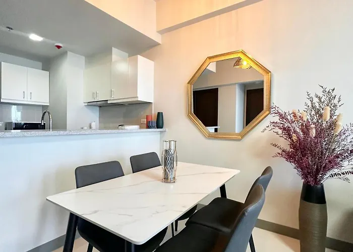 Spacious Modern With Amazing View *